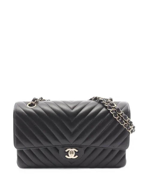CHANEL Pre-Owned 2017-2018 Chevron V-stitch flap shoulder bag Black 110064624680851