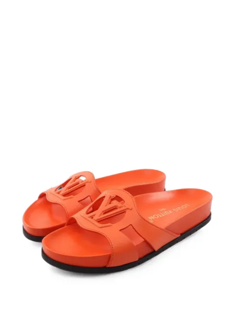Louis Vuitton Pre-Owned 2023 LV Isola Circle flat sandals Orange 1097812MA1203