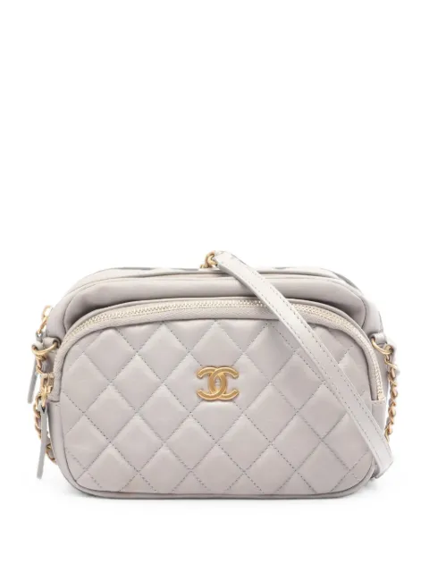 CHANEL Pre-Owned 2019 Camera Matelassé shoulder bag Grey 109972629101686