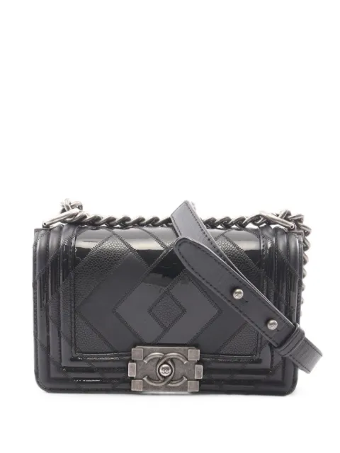 CHANEL Pre-Owned 2020-2021 small Boy shoulder bag Black 109977830136660
