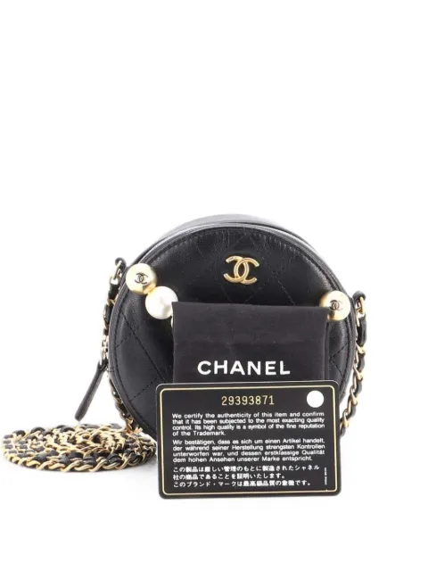 CHANEL Pre-Owned Chic Pearls Round Clutch with Chain Quilted Lambskin crossbody bag Black SB27I3Z0GVCEE8ZU
