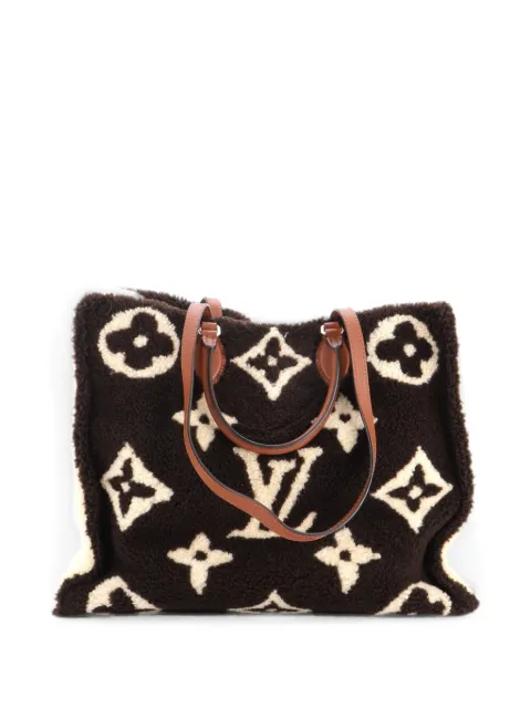 Louis Vuitton Pre-Owned OnTheGo Monogram Giant Teddy Fleece GM tote bag Brown QOKUMZAHB6EWTCTT