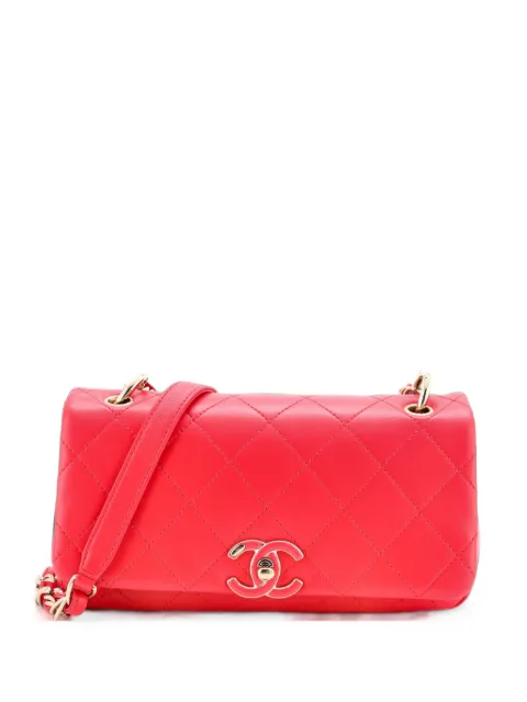 CHANEL Pre-Owned Twist Chain Enamel CC Flap Bag Quilted Lambskin Large shoulder bag Pink M1YOJKUAZGF1KU1H