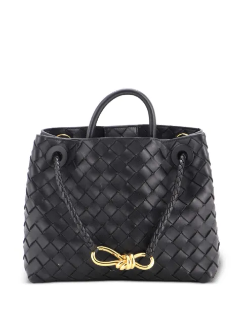 Bottega Veneta Pre-Owned Andiamo Top Handle Bag Intrecciato Nappa Small satchel Black DBBGJDE046TC89TK