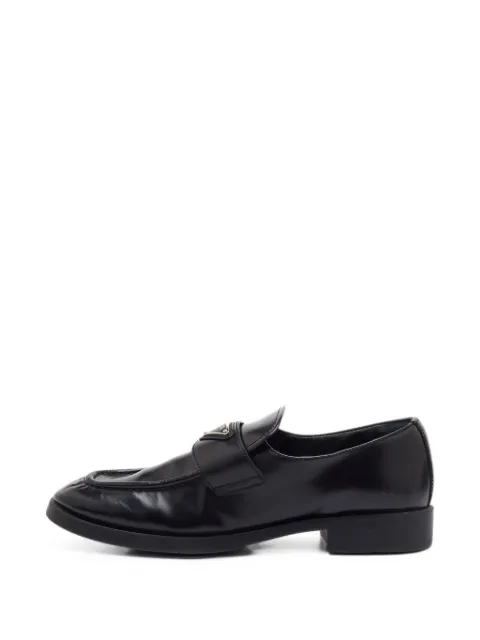Prada Pre-Owned Triangle logo plaque loafers Black 1403276