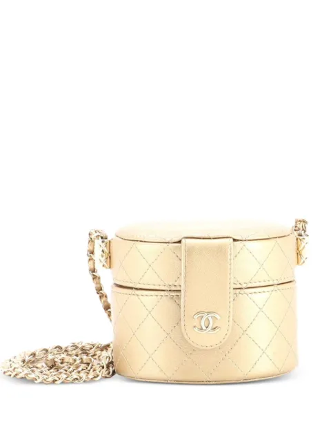 CHANEL Pre-Owned CC Allure Vanity Case with Chain Quilted Lambskin Mini crossbody bag Gold 266UAACFJXWLK4U0