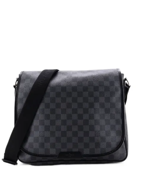 Louis Vuitton Pre-Owned Daniel Messenger Bag Damier Graphite MM crossbody bag Black OMAKVXMUG1NEKNPV