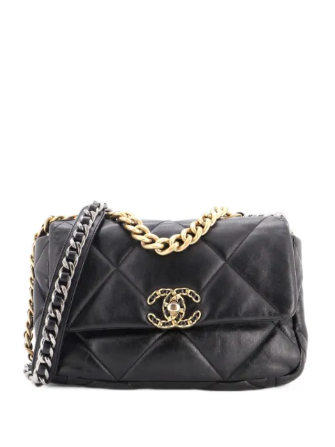 CHANEL Pre-Owned 19 Flap Bag Quilted Leather Medium crossbody bag Black IEYRZQUQ335JN7EO