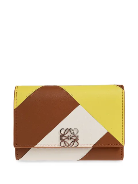 LOEWE Anagram small vertical wallet in calfskin Brown C821S33X16