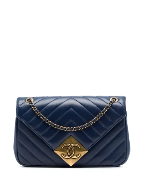 CHANEL Pre-Owned 2015-2016 Chevron Lambskin Pyramid CC Flap shoulder bag Blue 5GTADCFD8M8NZKY6