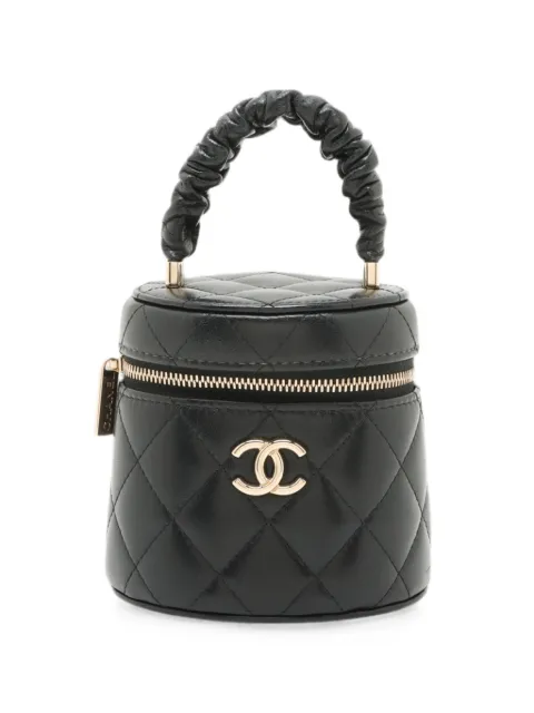 CHANEL Pre-Owned 2021 Mini Quilted Lambskin Ruched Handle Case vanity bag Black TU4TYZGRSYAH2NE9