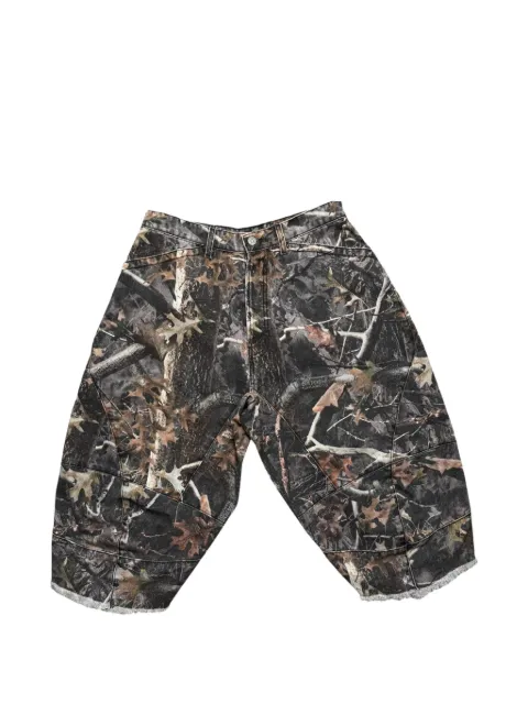 SATOSHI NAKAMOTO camo-print carpenter shorts Black SAT055