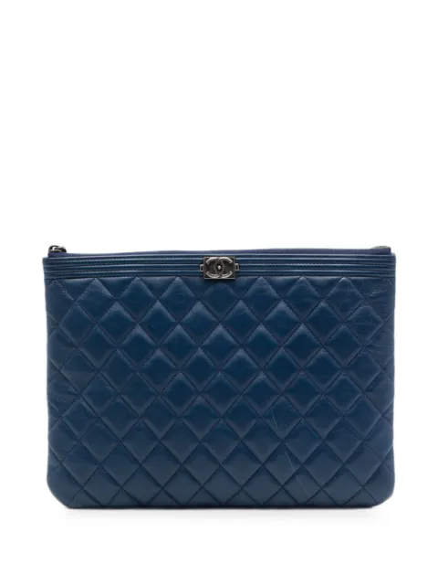 CHANEL Pre-Owned 2015-2016 Medium Quilted Lambskin Boy O Case clutch bag Blue 53JDDPML78CT1P9F