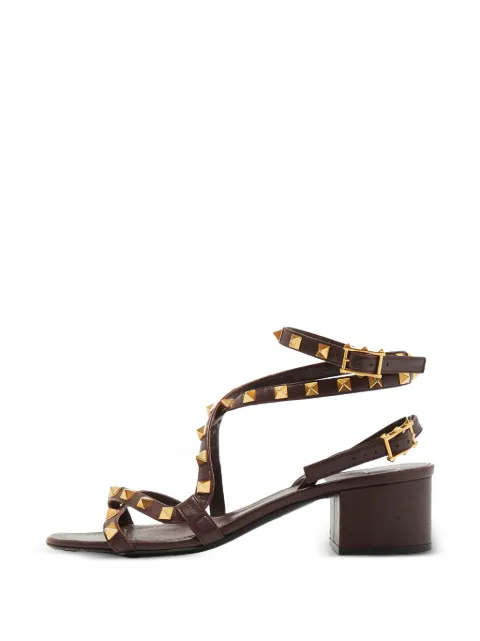 Valentino Garavani Pre-Owned Rockstud ankle-strap sandals Red 1389790
