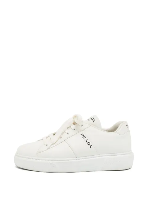 Prada Pre-Owned logo-print lace-up sneakers White 1394770