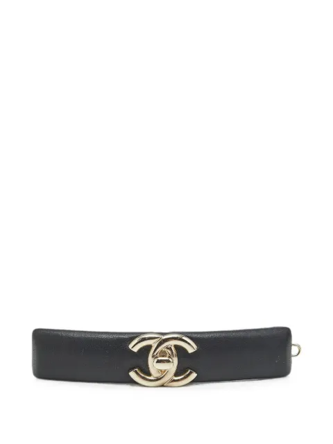 CHANEL Pre-Owned CC leather hair clip Black 1387276