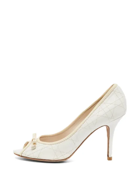 Christian Dior Pre-Owned Cannage quilted bow-embellished pumps White 1371016