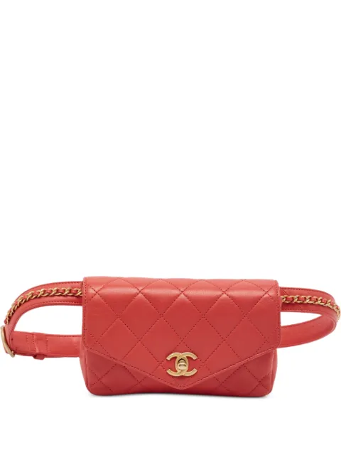CHANEL Pre-Owned 2019 Envelope quilted belt bag Red 1393097