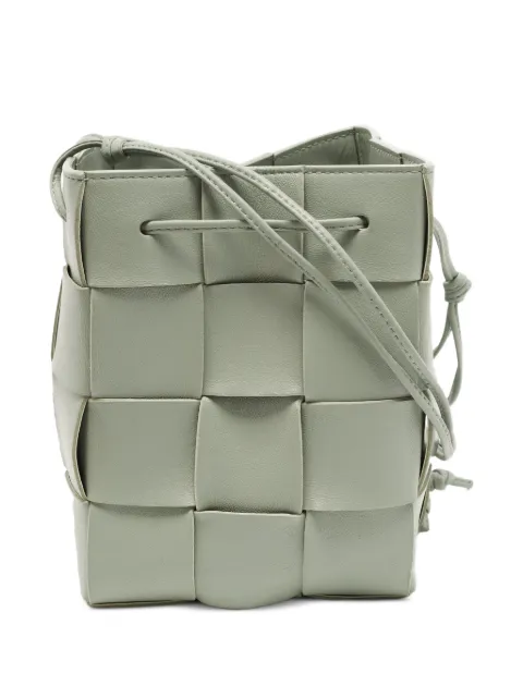 Bottega Veneta Pre-Owned small Cassette intrecciato bucket bag Green 1395278