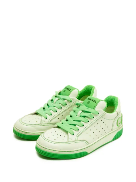 CHANEL Pre-Owned logo-lettering sneakers White 1388986