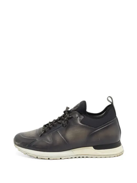 Louis Vuitton Pre-Owned Run Away leather sneakers Grey 1398525