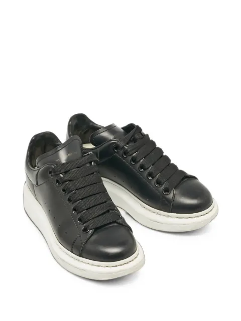Alexander McQueen Pre-Owned Oversized leather low-top sneakers Black 1052263