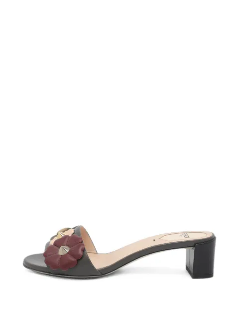 Fendi Pre-Owned Flowerland floral-detail sandals Grey 1339336