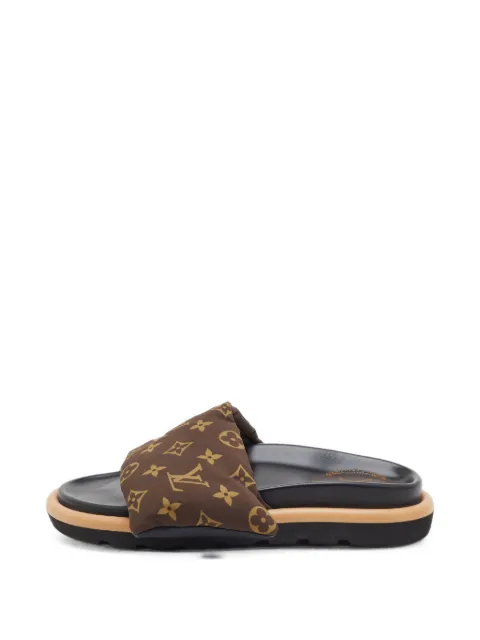 Louis Vuitton Pre-Owned Pool Pillow Monogram slide sandals Brown 1389747