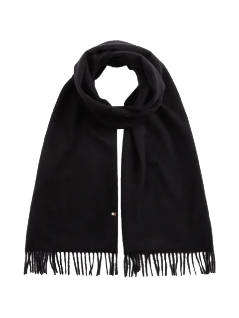 Tommy Hilfiger logo-plaque fringed scarf Black AM0AM14576BDS