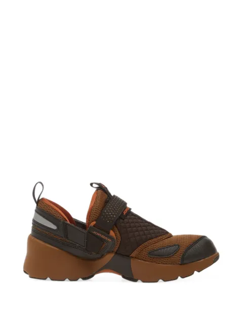 Jordan Trunner LX sneakers Brown HQ2164