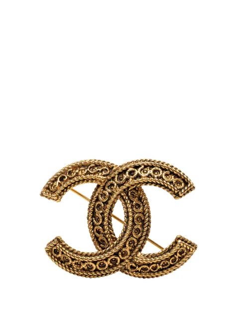 CHANEL Pre-Owned 1950-1970 CC Gold Plated Filigree Brooch costume brooch Gold Y14GCIPRWNIWHSQG