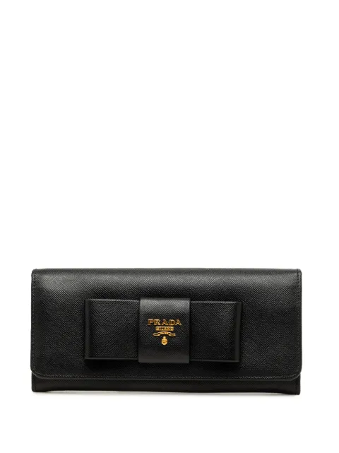 Prada Pre-Owned 2013-2026 Saffiano Lux Bow Continental Wallet long wallets Black QOZA04YTJM4OK459