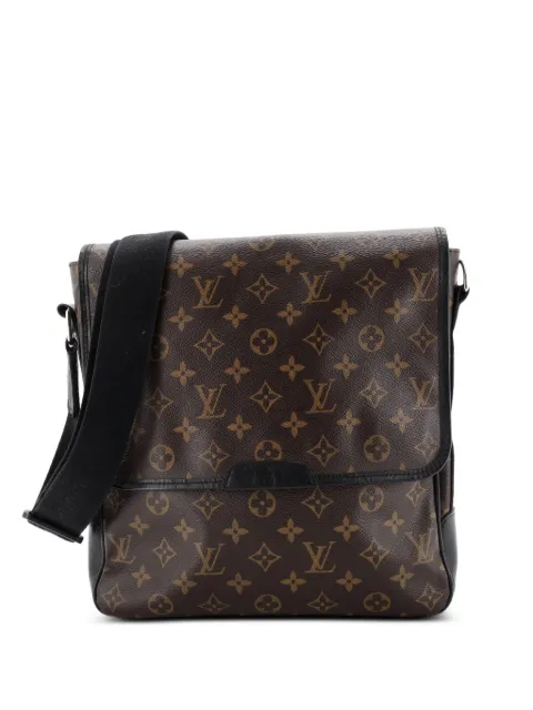 Louis Vuitton Pre-Owned Bass Messenger Bag Macassar Monogram Canvas MM crossbody bag Black JA92MTN88PFWBSCL