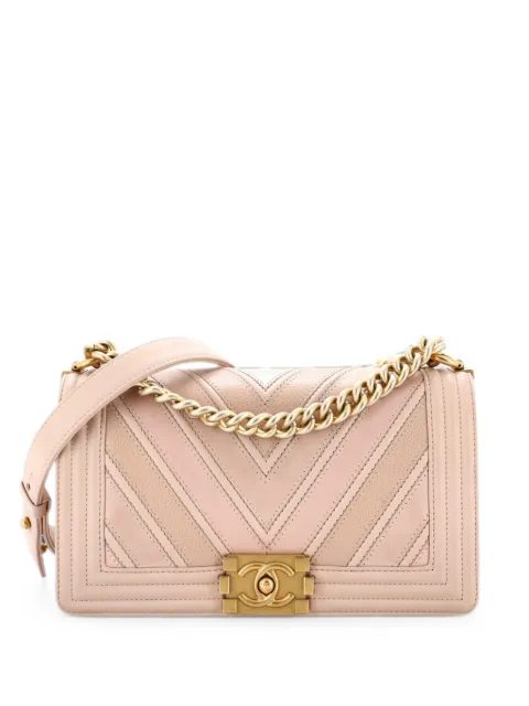 CHANEL Pre-Owned Boy Flap Bag Chevron Caviar and Calfskin Old Medium crossbody bag Neutrals TM5AZJV33MRRHZ8L