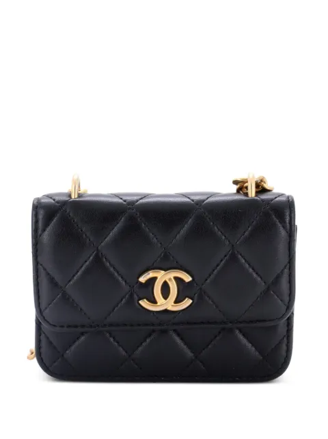CHANEL Pre-Owned Sweet Camellia Flap Clutch with Chain Quilted Lambskin Mini crossbody bag Black 2XH2VTGWX6BD8U9R