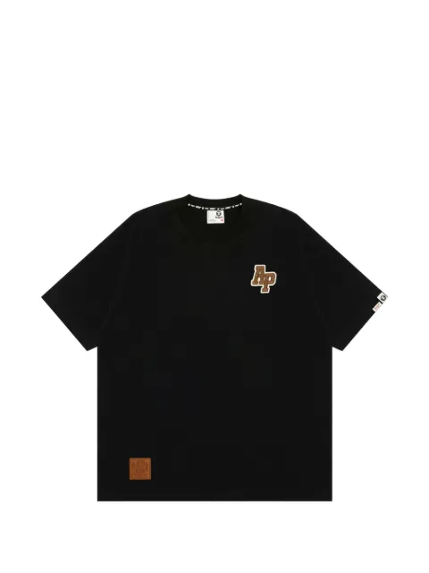 AAPE BY *A BATHING APE® Moonface-print logo-patch T-shirt Black AAPTEM1999XXR