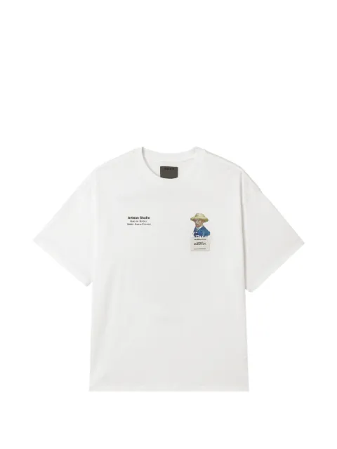 Musium Div. graphic-print logo-patch T-shirt White MMUTEM01347X