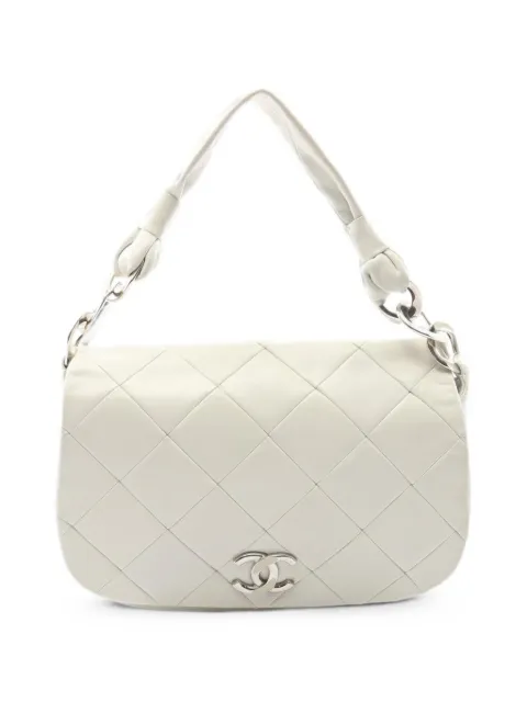CHANEL Pre-Owned 2006-2008 Matelassé shoulder bag Neutrals 109884511422954