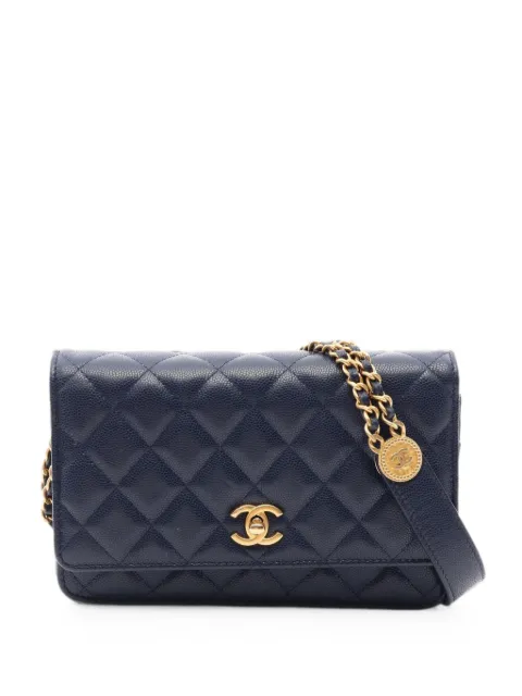 CHANEL Pre-Owned Matelassé Caviar-leather chain wallet Blue 1098117A249U646