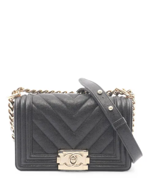 CHANEL Pre-Owned 2019 Boy chevron-quilted shoulder bag Black 109934928293423
