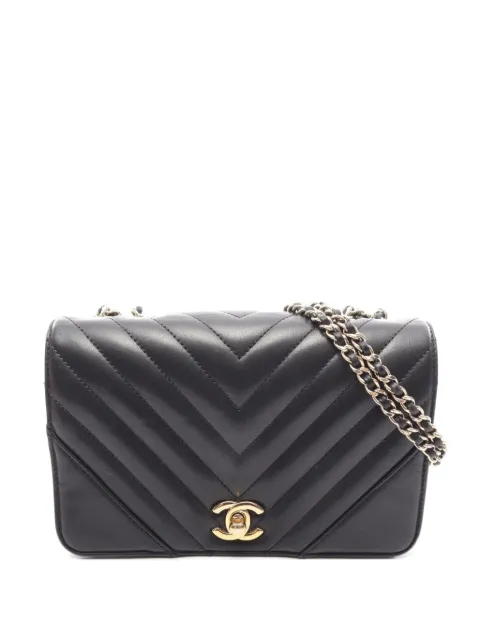 CHANEL Pre-Owned 2019 Chevron V-stitch shoulder bag Black 109887628054044