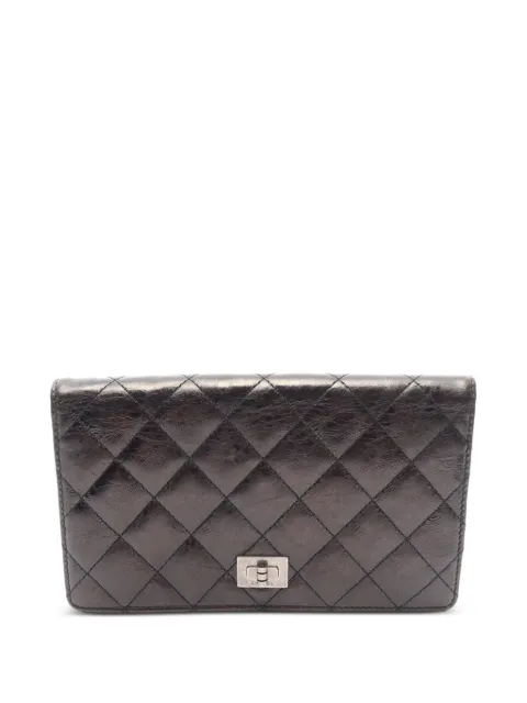 CHANEL Pre-Owned 2006-2008 2.55 matelassé bi-fold wallet Black 109843811630577