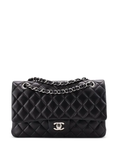 CHANEL Pre-Owned Classic Double Flap Bag Quilted Lambskin Medium shoulder bag Black JPRSIYU9EHDL3Q0W