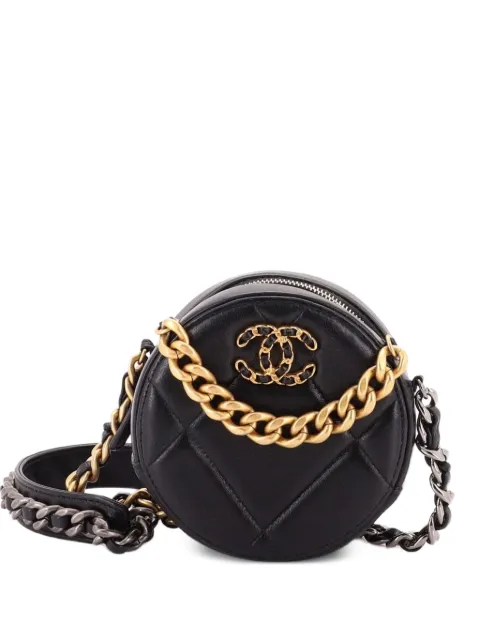 CHANEL Pre-Owned 19 Round with Chain Quilted Leather clutch bag Black 1NFTS123X7DH51WO