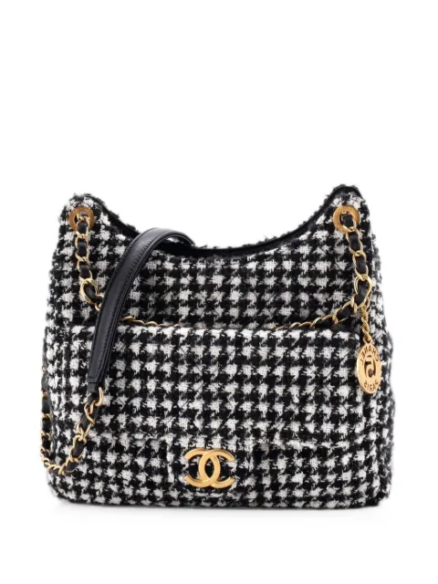CHANEL Pre-Owned Wavy CC Quilted Tweed Medium hobo bag Multicolour VZXA9BKXOGBS4X42
