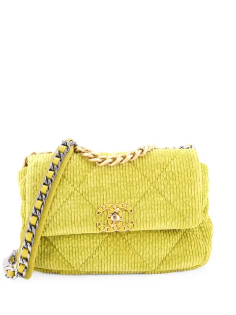 CHANEL Pre-Owned 19 Flap Bag Quilted Corduroy Medium crossbody bag Green 36IG53CO2J6KI6N5