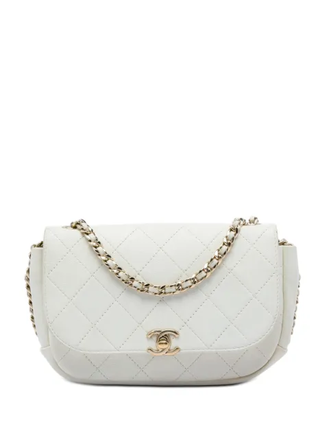CHANEL Pre-Owned 2018-2019 CC Quilted Goatskin Casual Trip Flap crossbody bag White L0UNQXA7GG69Y2EZ