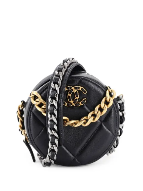 CHANEL Pre-Owned 19 Round with Chain Quilted Leather clutch bag Black FJRFYBG7QNVIJ2JR