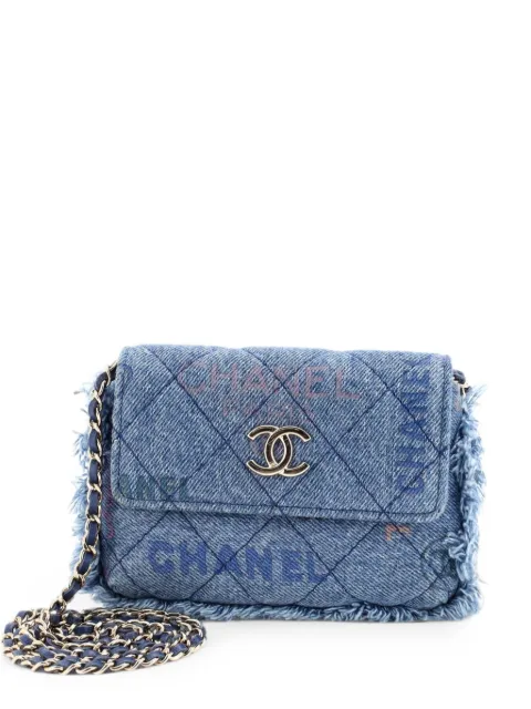 CHANEL Pre-Owned Denim Mood Flap Clutch with Chain Logo Printed Quilted Fringe Denim crossbody bag Blue 9EGAQYSJ4VQOTHNP