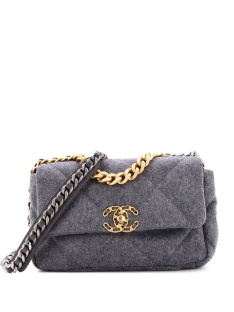 CHANEL Pre-Owned 19 Flap Bag Quilted Wool Medium shoulder bag Grey 92CYNOEX15N2FLHS